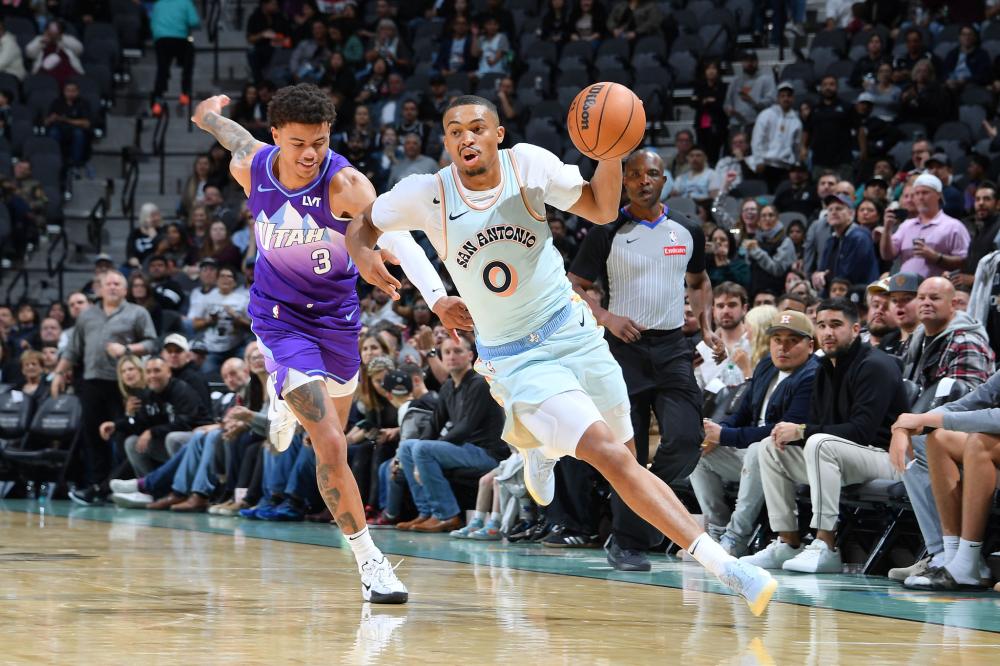 更在无球跑 更在无球跑